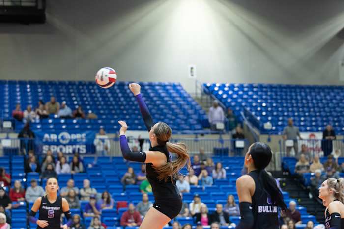 Fayetteville-Conway Volleyball Final__00061